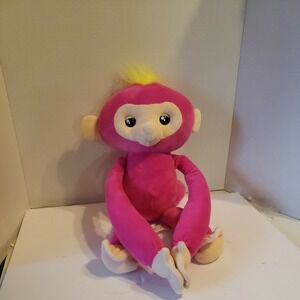 2018 wow wee Toys Fingerlings Monkey Large Plush Pink